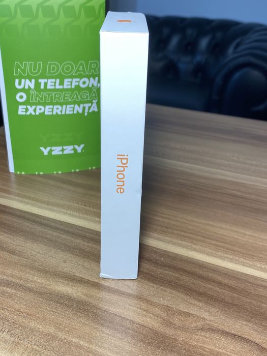 iPhone 17 Pro Max • 256 GB • Cosmic Orange