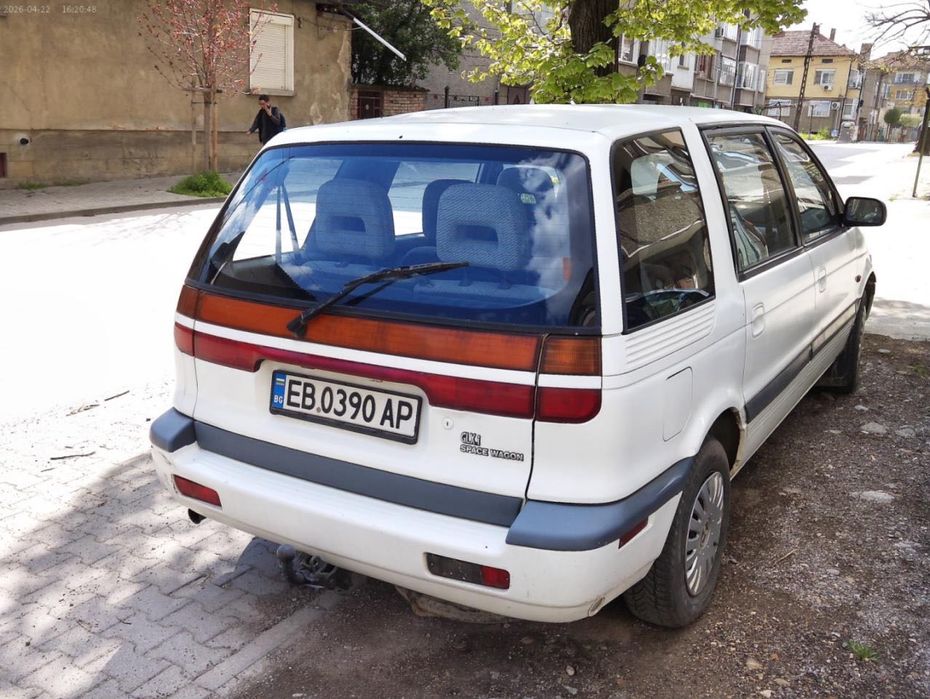 Продавам автомобил  Mitzubishi Space Wagon, 2000 куб