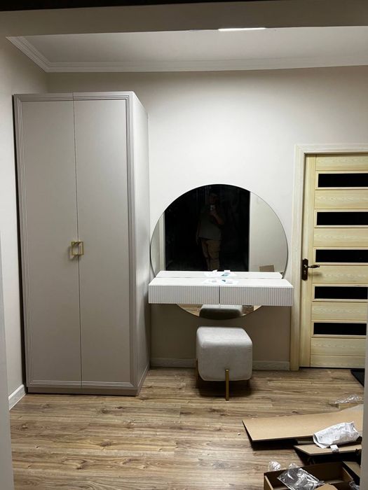 Б/у двери и ламинат