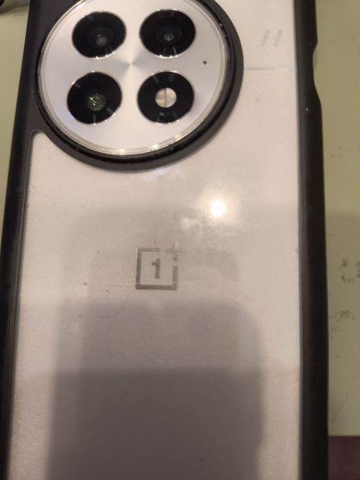 Oneplus 13 și Huawei x7 ca nou culoare albă+ Huawei x7