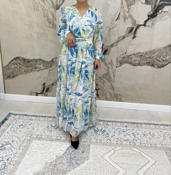 Платье 10000 тг размер 42-44