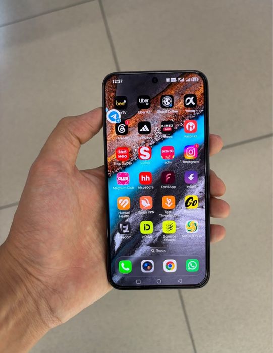 Продам Honor 400  256gb 5G