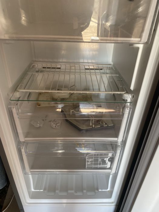 Продаю Морозильник-Холодильник