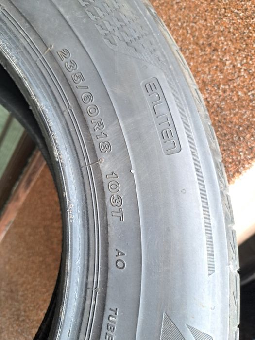 4 anvelope 235/60 R18 Bridgestone