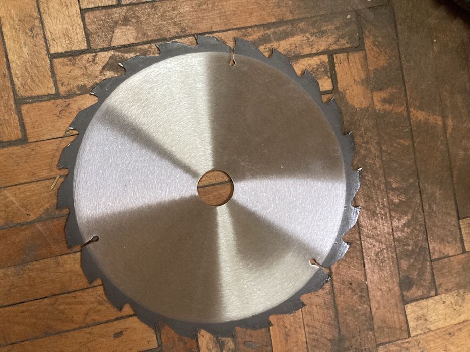 Panza circular pentru Lemn Fox 250x2,8x30mm italia Noua