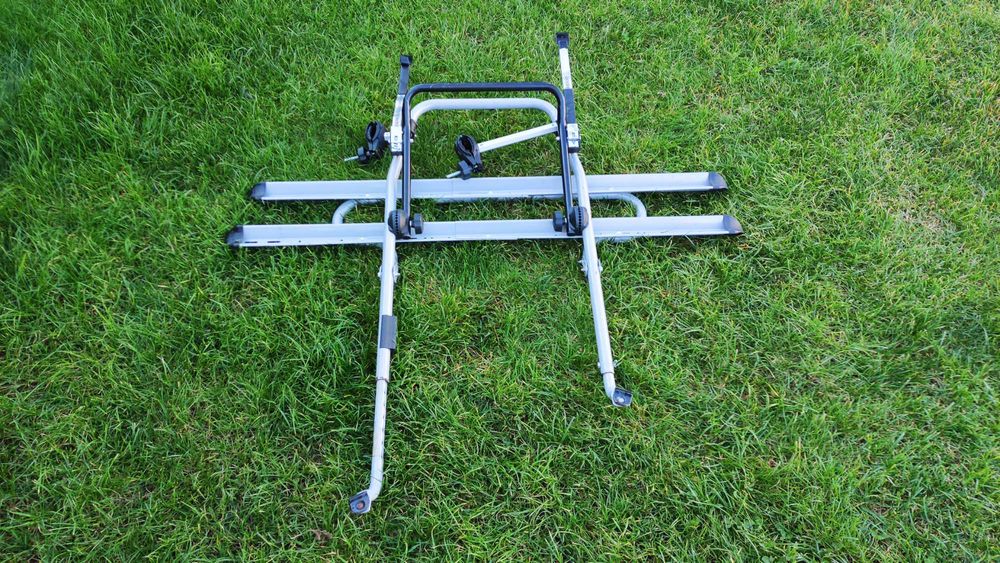 Suport pentru transport biciclete pe usa  spate microbuz.