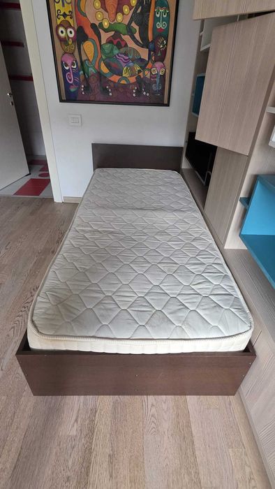 Pat 1 persoana cu saltea