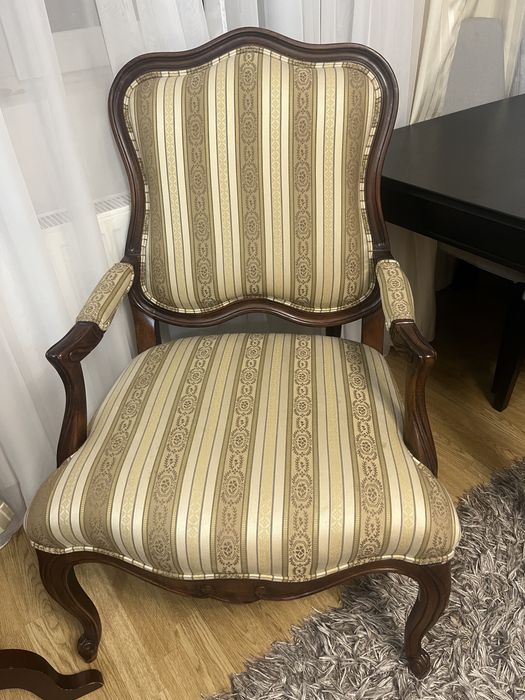Vand set fotolii ,masuta lemn 4850 ron