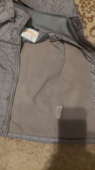 Продам осенние куртки