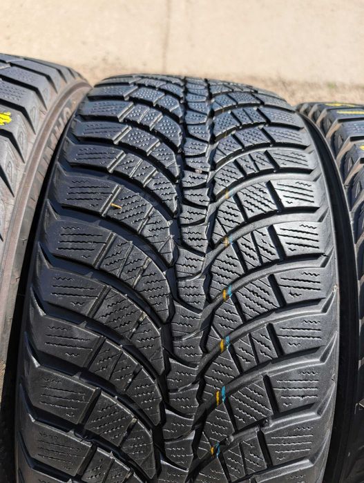 # SET 4 Anvelope Iarna 240/40 R19 + 275/35 R19 KUMHO WinterCraft WP71 - XL | Pret/buc
