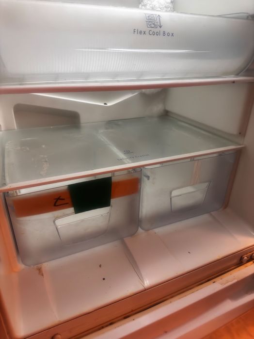 Холодильник Indesit