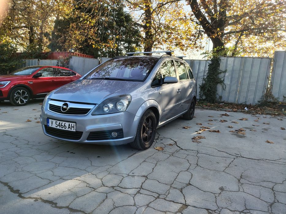 Opel Zafira 1.9 120 к.с. 7 места