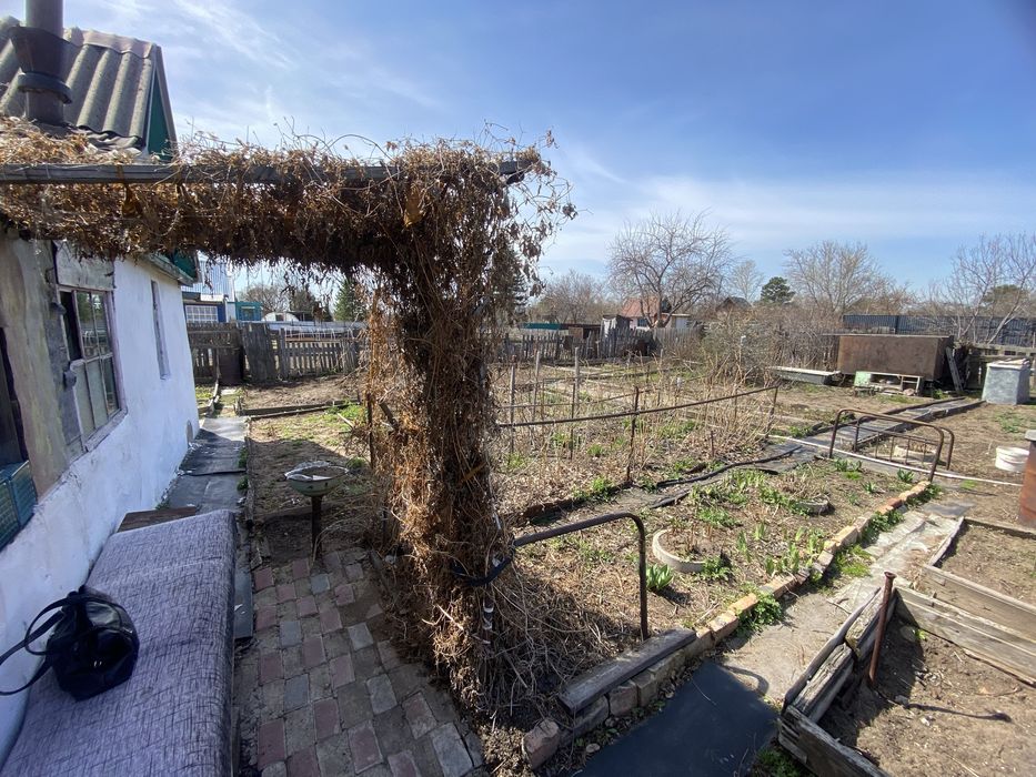 Продается дача , в Районе Сортировки Общество ромашка