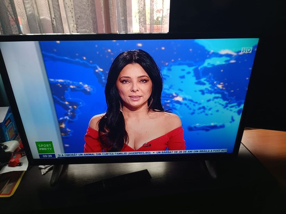 Tv led telefunken 32" pret fix