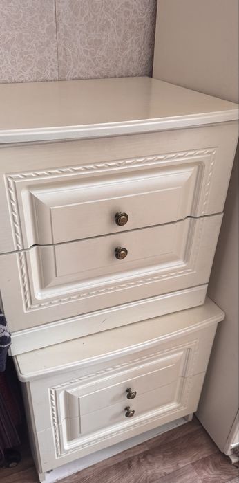 Продам спальный гарнитур