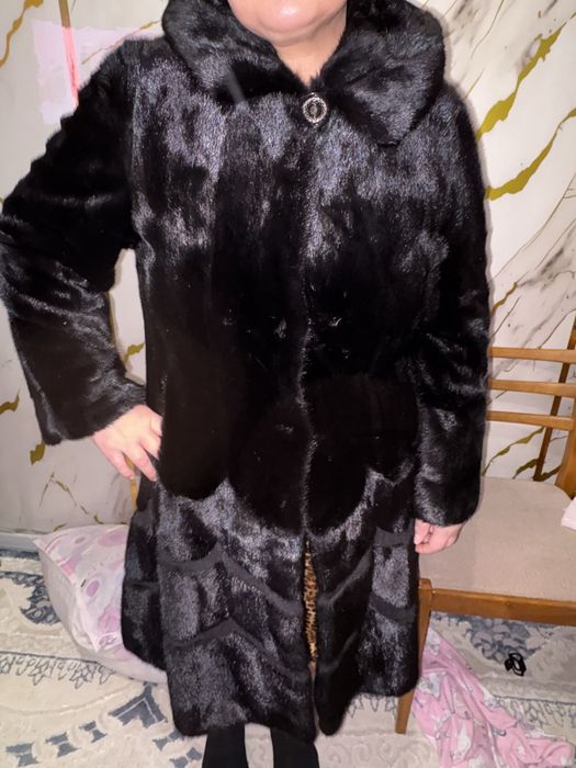 Продается норковая шуба