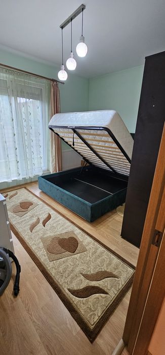 Proprietar inchiriez ap 2 camere Dumbrăvița ,str Varsovia ,mobilat, centrala ,aer conditinat, loc de parcare  in curte cu telecomanda pret 380 €