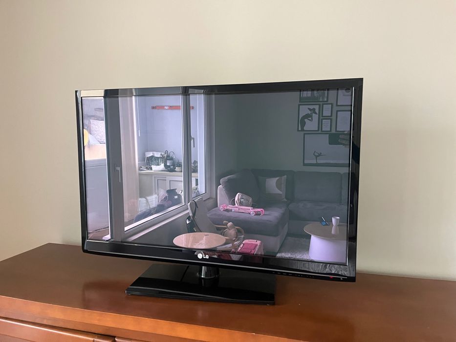 LG 42  42PJ350 42