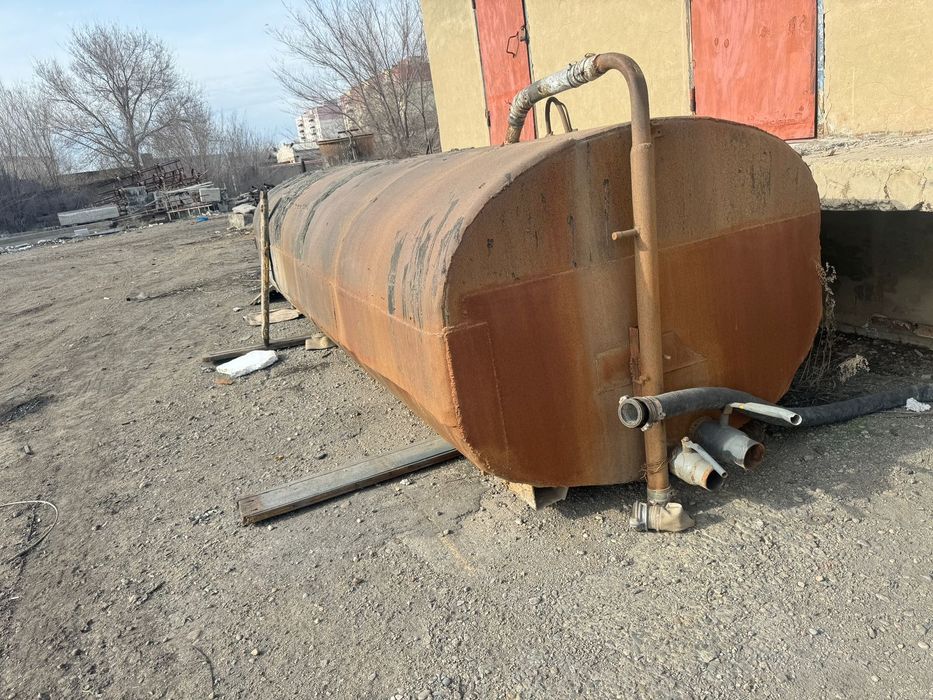 Продам полевной бочку на 10 кубов