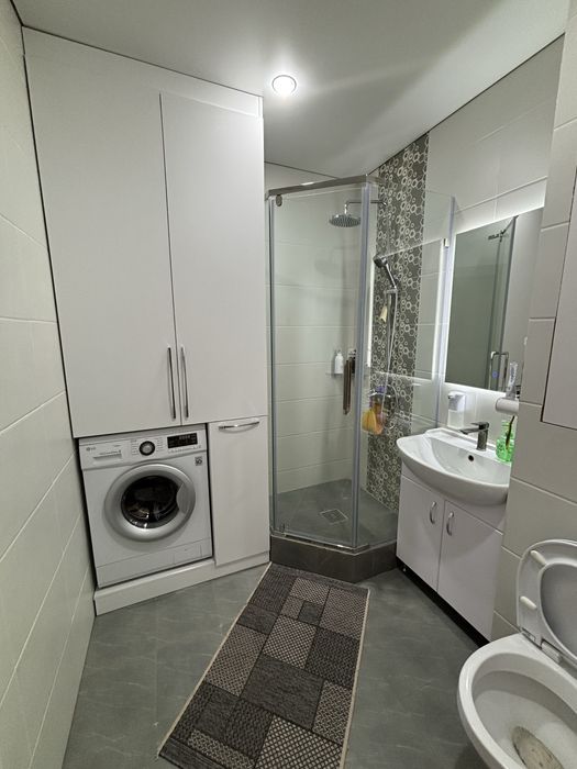 Продается евротрешка в хорошем районе