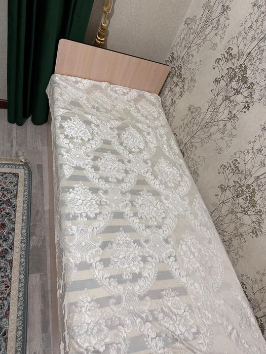 Кровать в хорошем состаяние