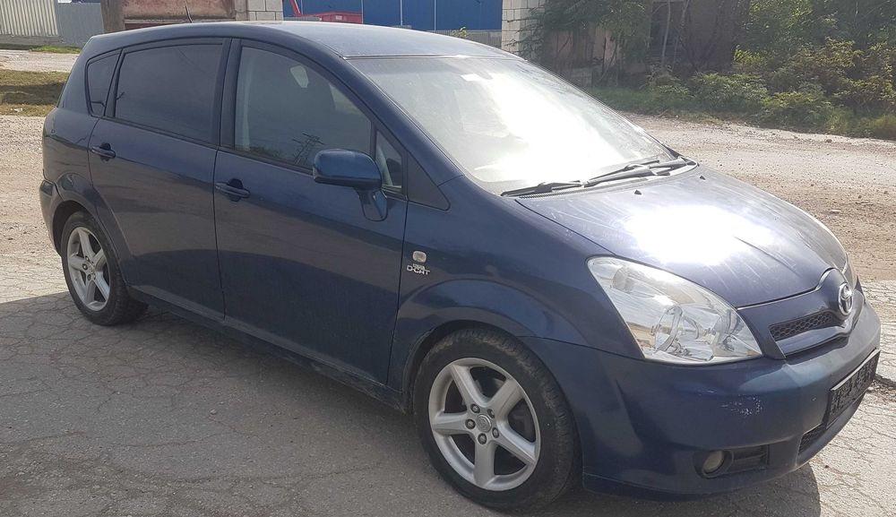 Toyota Corolla Verso 2.2 DCAT на части Корола Версо 2.2 ДКАТ на части