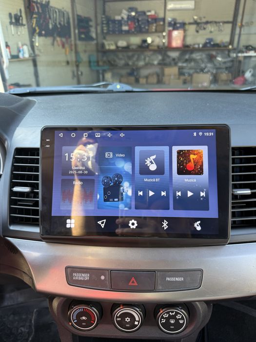 Navigatie Android Mitsubishi Lancer Carplay Waze + Camera Marsarier