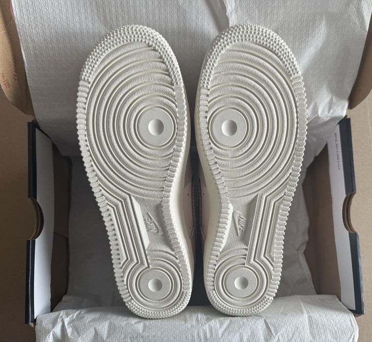 Nike Air Force 1 Low ОРИГИНАЛНИ дамски маратонки - 38/38,5