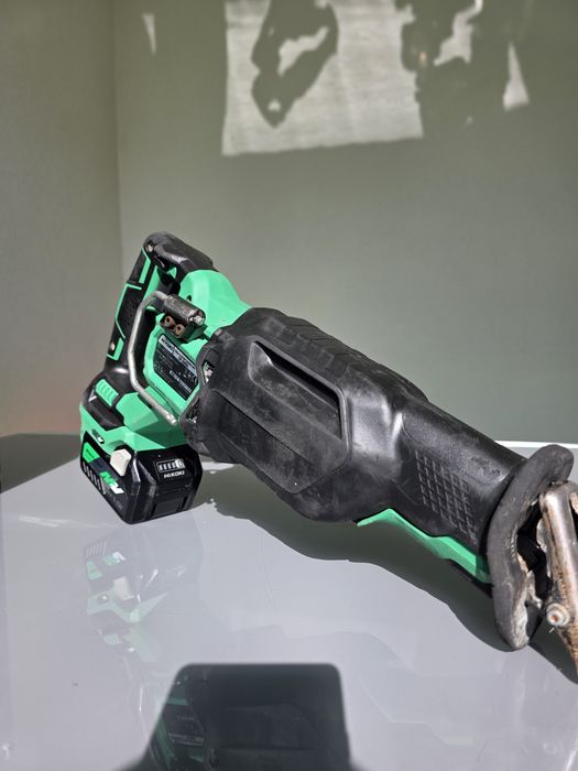 Fierastrau Sabie Hikoki CR 36DA