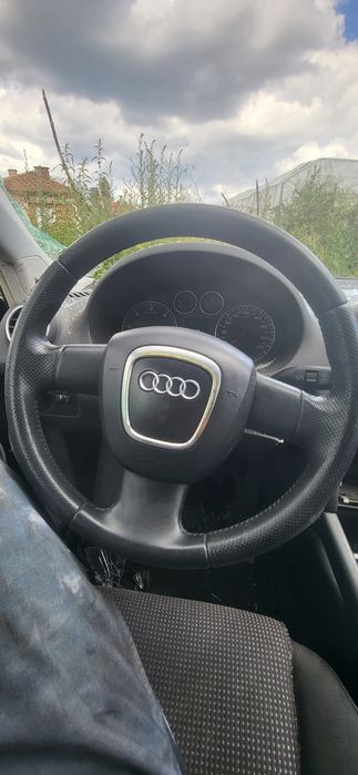 Продавам audi a3 8p 1.9tdi 105hp на части