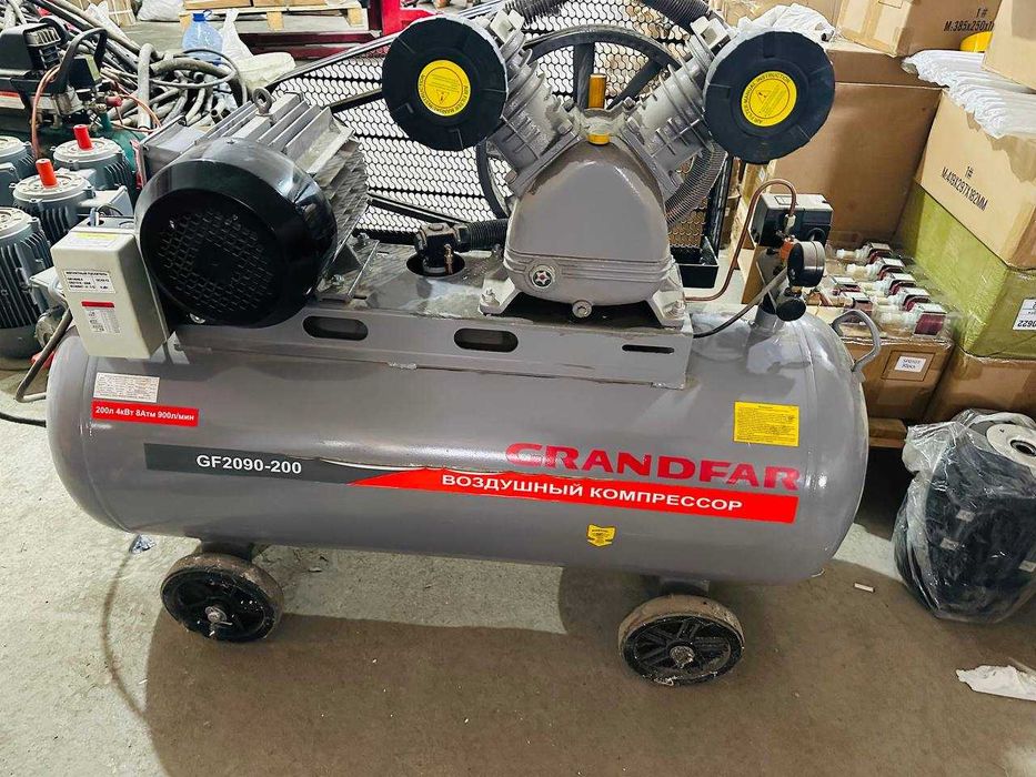 Продаю  Воздушный Компресор