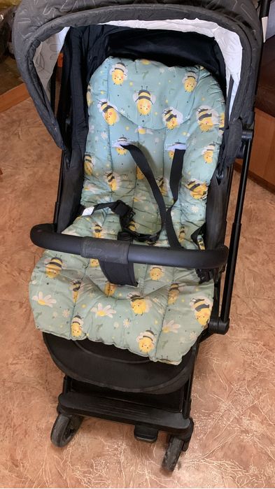 Коляска для ребенка