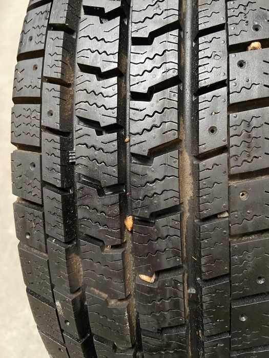 Cauciucuri/Anvelope iarnă Good Year 195/70R/15C - Cargo - 300 lei buc.