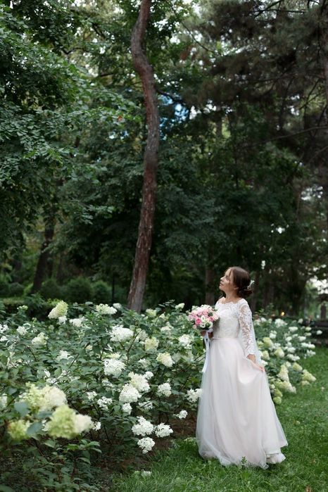 Свадебное платье