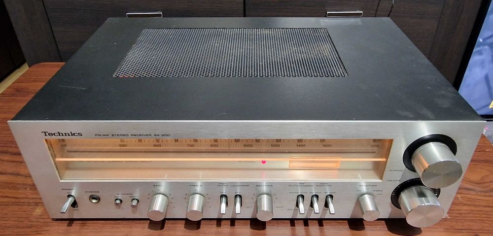 Receiver vintage Technics SA - 300