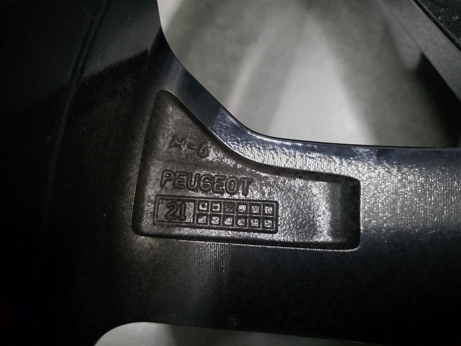 Джанти 17 - Peugeot 2008