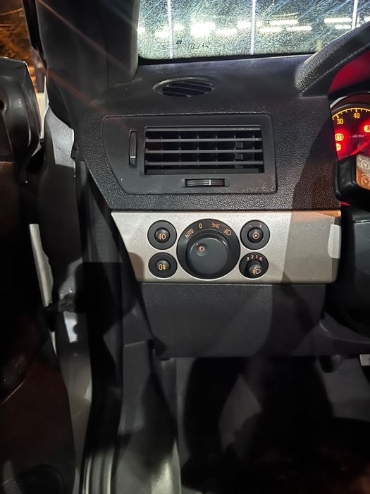 Opel astra H twintop 1.8 benzina-cabrio cu hardtop 140CP An 2007