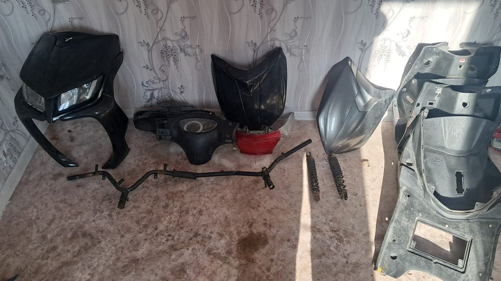 Продам запчасти на мопед