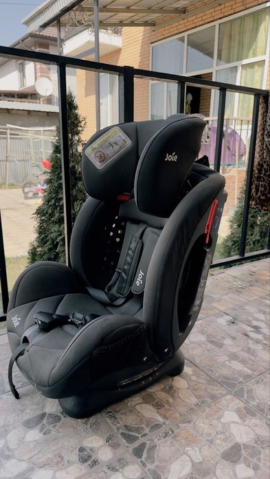 Автокресло даром