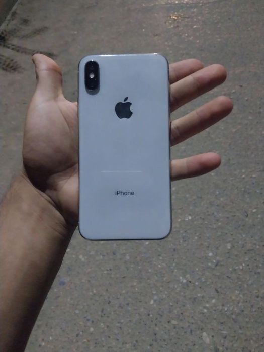 Iphone X.  190$ keliwamz
