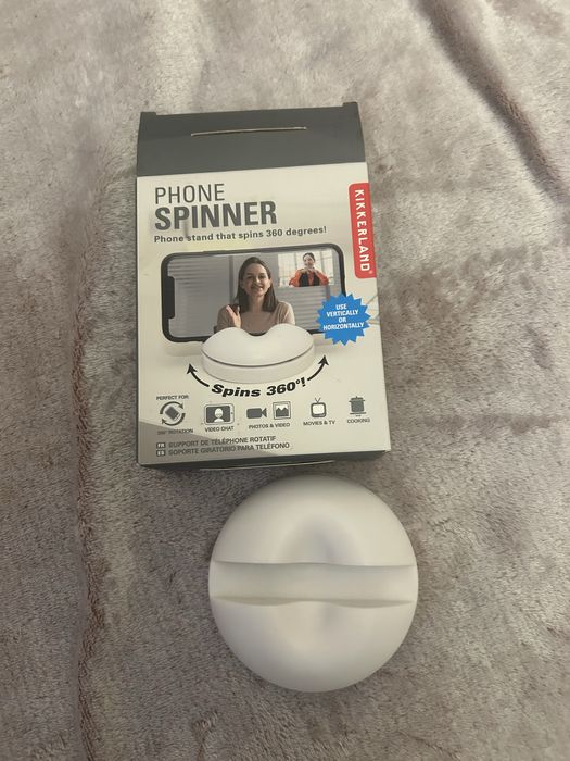 Suport rotabil de telefon