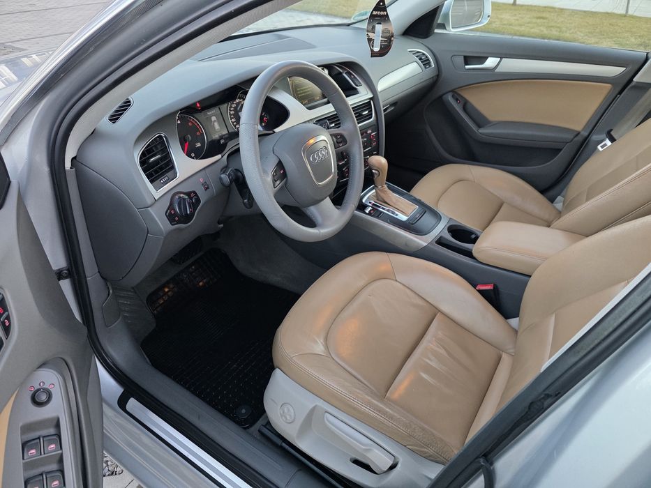 Audi A4  B8 / 2.0TDI Automat