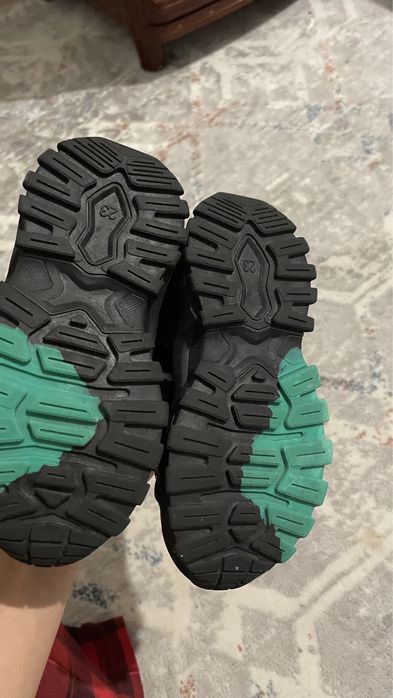 Ботинки демисезонные 23 размер