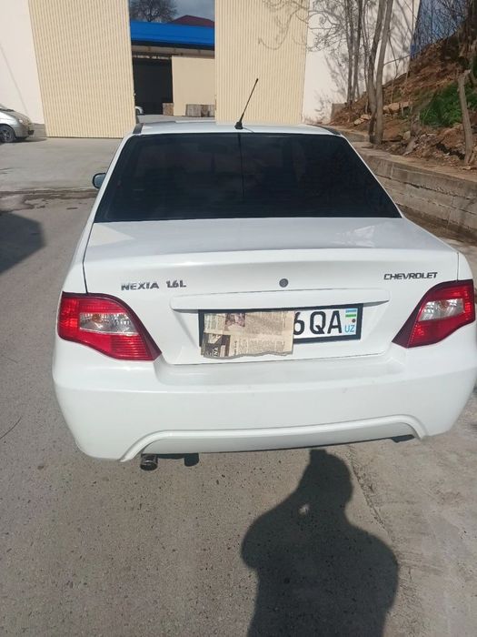 Нексия 2 срочно сотилади