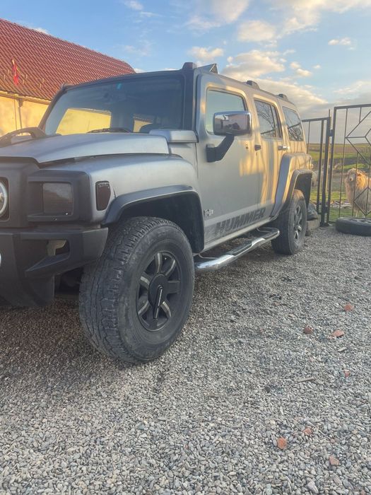 Vând Hummer H3  an 2006