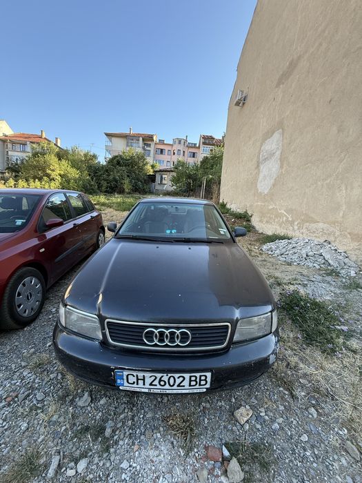 За РЕМОНТ/ЧАСТИ Audi A4–1.6 бензин + газов инжекцион Цена: 1250 лв.