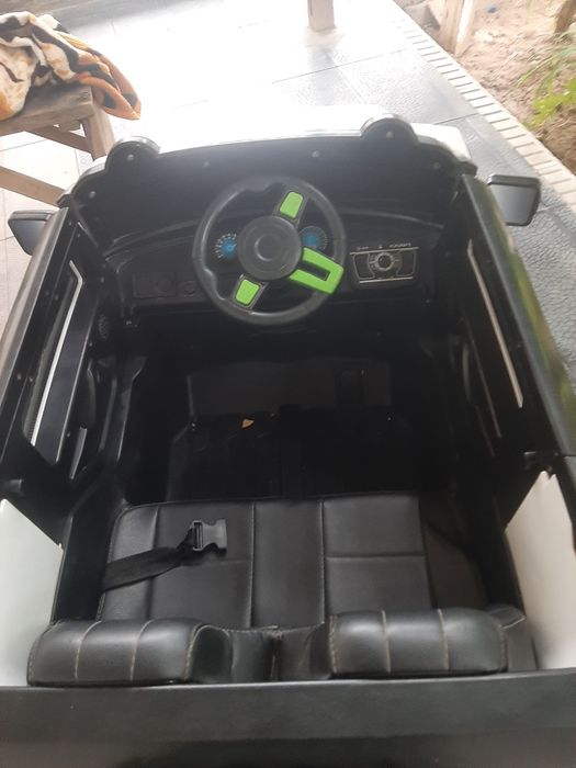 Hammer bolalar mashinasi