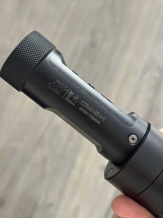 Sistem de stabilizare Zhiyun Crane M Stabilizator