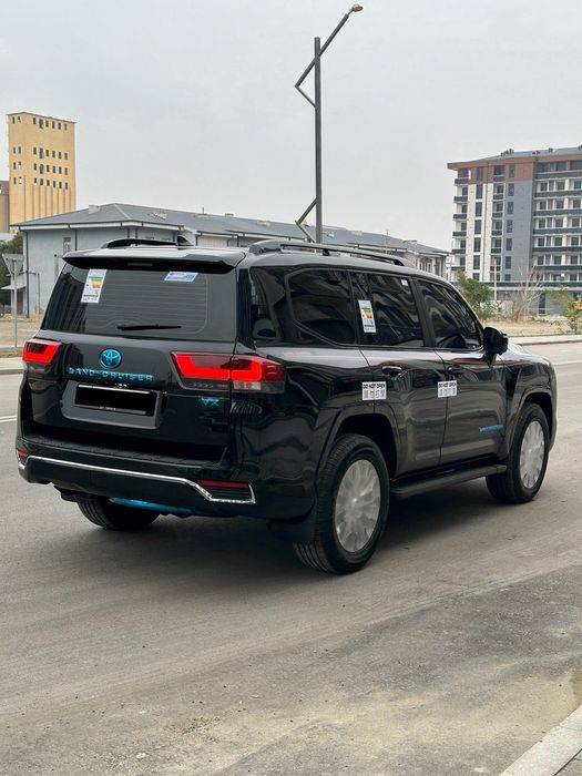 Toyota Land Cruiser Prado 300 VX 4 L Mator