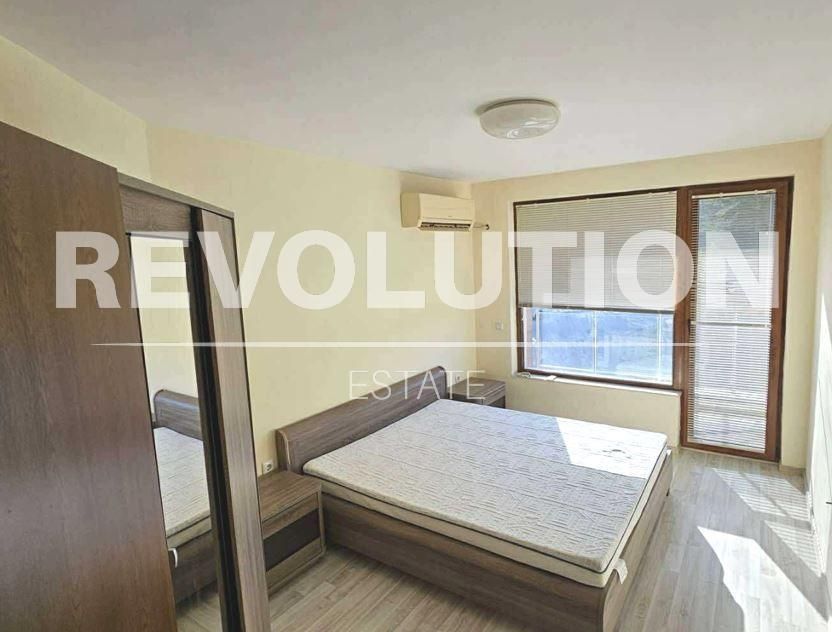 Дава се под наем Двустаен апартамент в Варна, Бриз - 70 кв.м за 500 € - Снимка #3